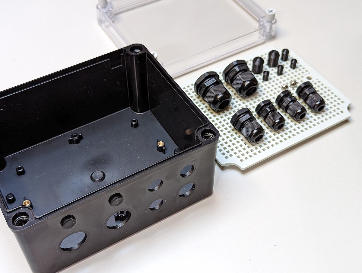 SH-RPi Medium Weatherproof Enclosure (170x140x100 mm)