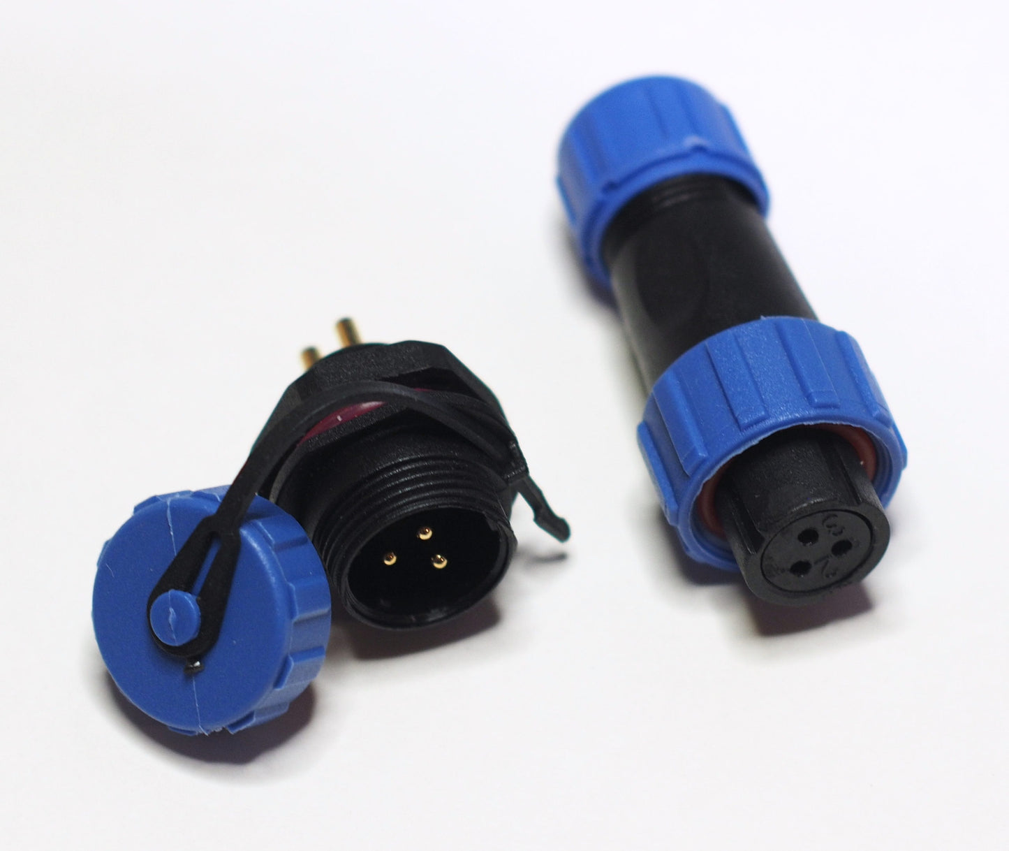 SP13 connector, 3-pin, female plug
