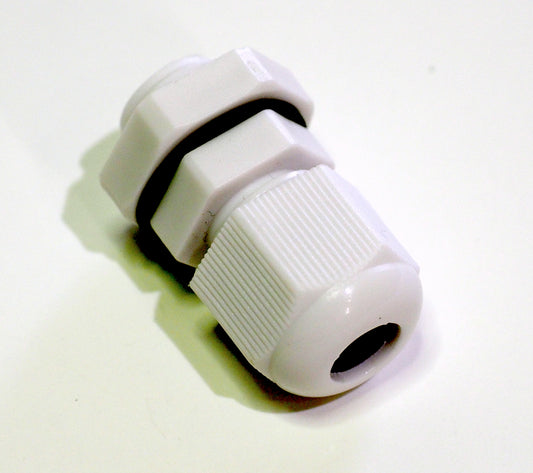 PG7 Cable gland for 3-6.5 mm diameter cable
